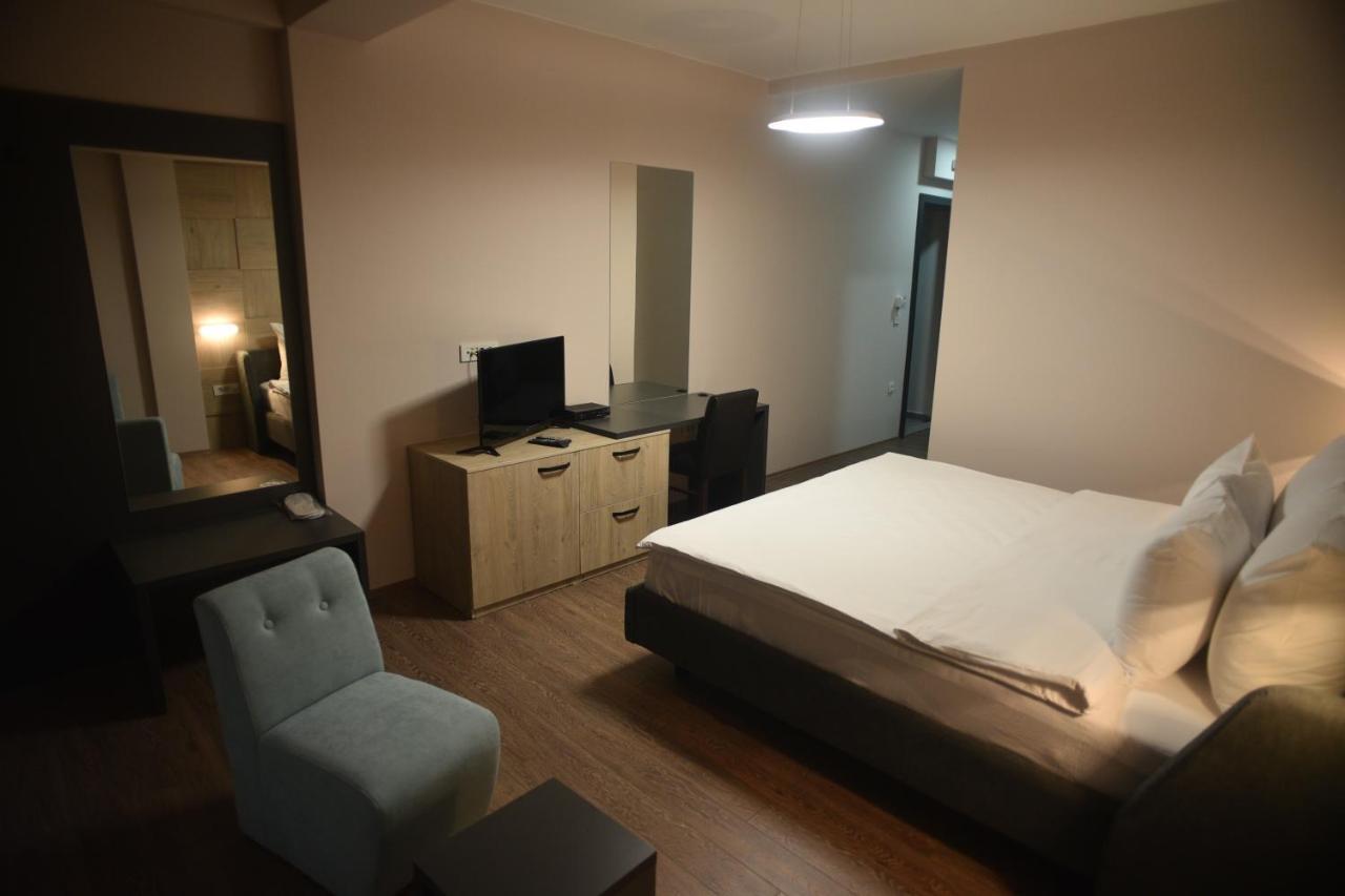 Villa Eleni Apartments Σκόπια Εξωτερικό φωτογραφία