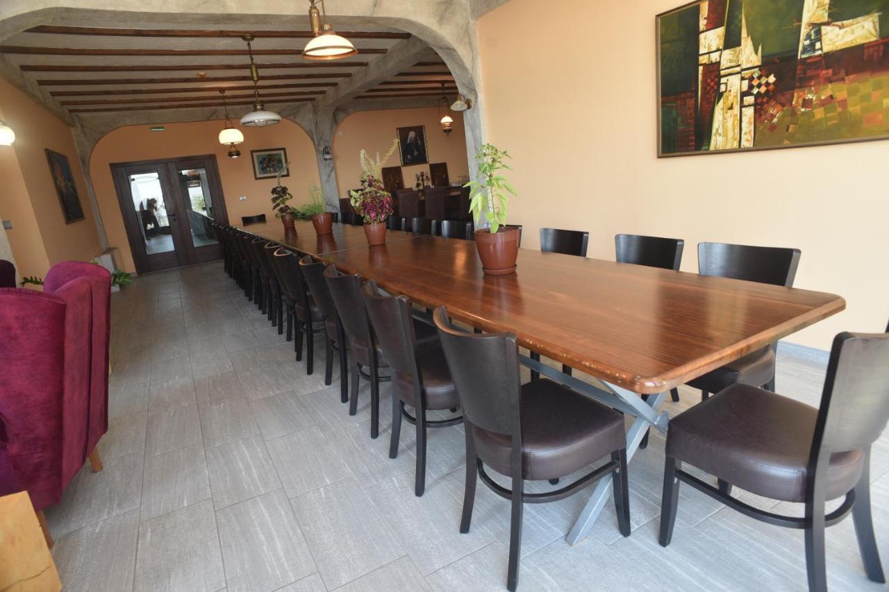 Villa Eleni Apartments Σκόπια Εξωτερικό φωτογραφία